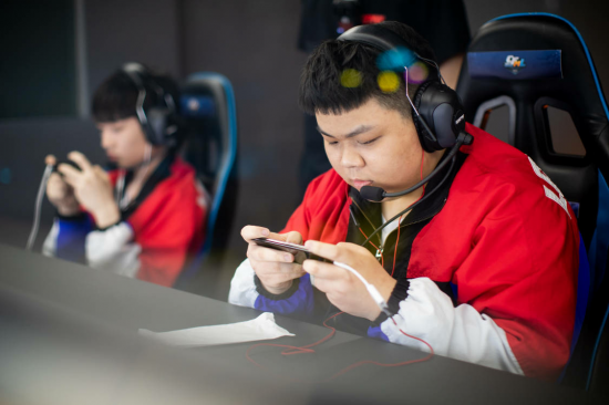 LPL转会风暴：Bin加盟IG引发热议，AL新教练曝光